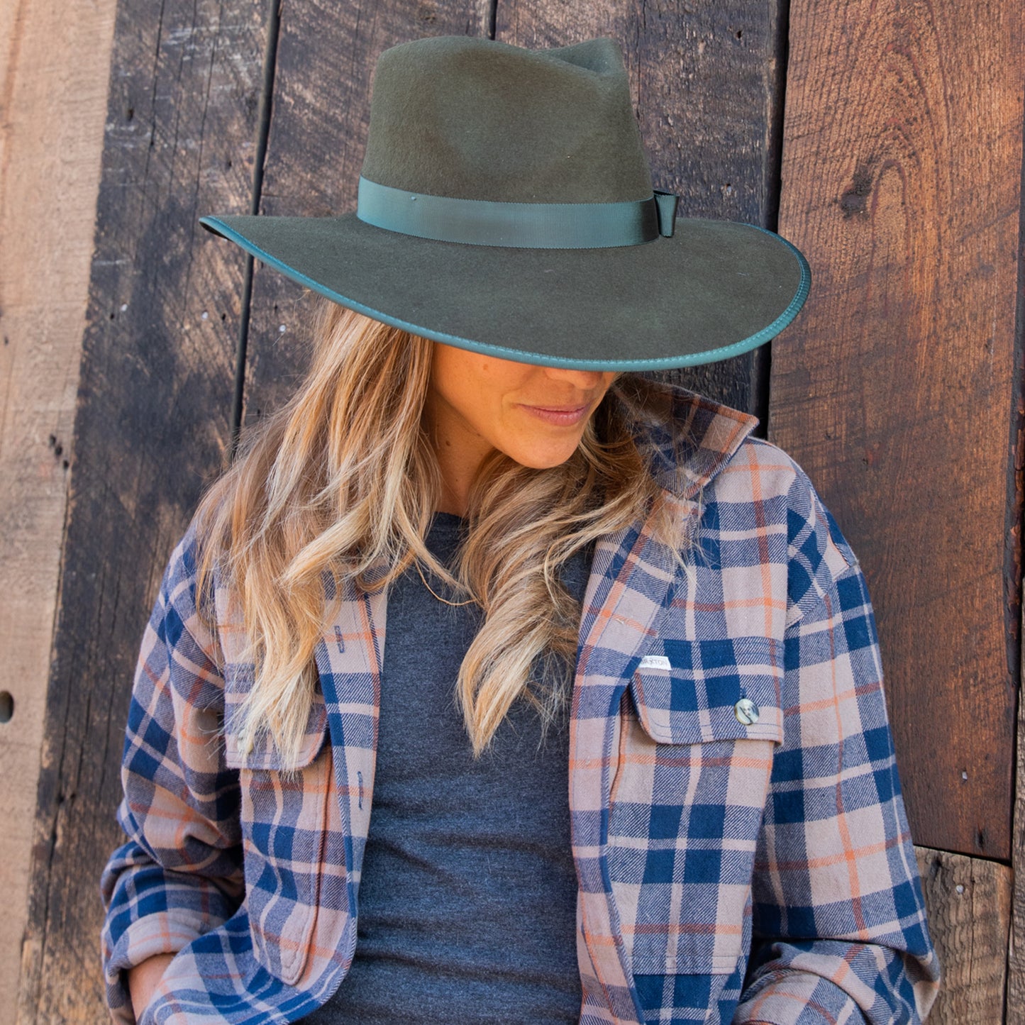 Woman wearing Green Unisex Felt Wide Brim Fedora Style Sloan UPF Sun Hat from Wallaroo, Olive