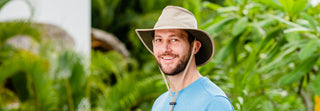 Man wearing Summit bucket style sun hat by Wallaroo