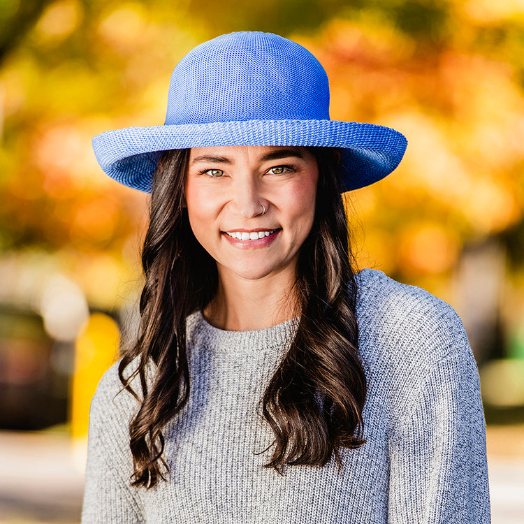 40,900+ Woman Sun Hat Stock Photos, Pictures & Royalty-Free Images