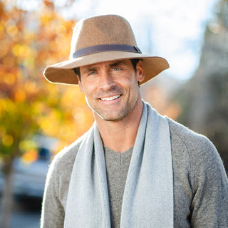 Man wearing a wool-felt style winter sun hat by Wallaroo