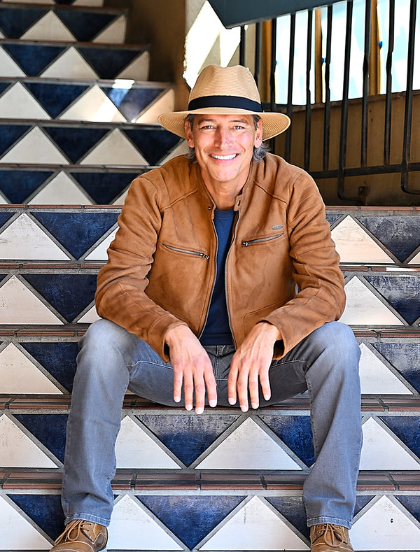 man wearing a fedora sun hat by Wallaroo