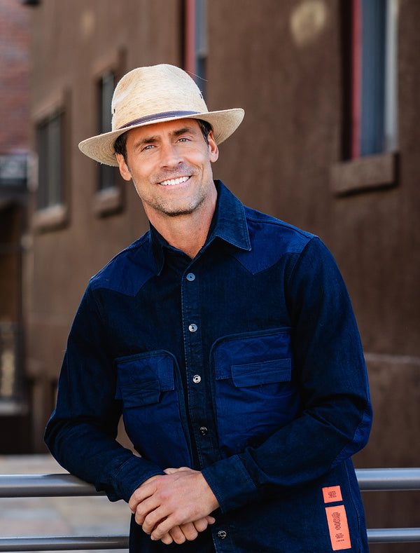 Man wearing a trilby fedora sun hat by Wallaroo