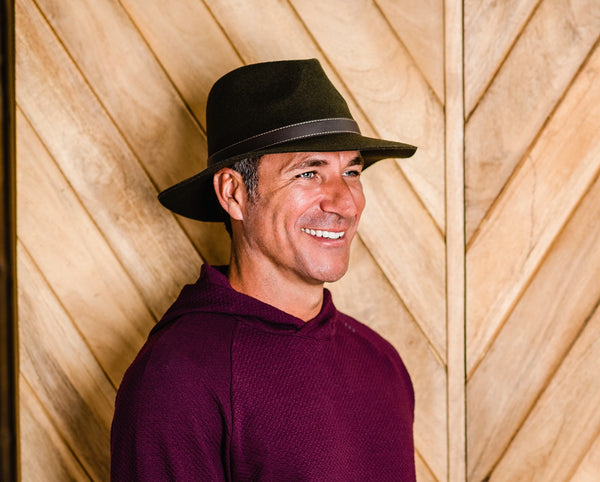 Man wearing a wool felt fedora sun hat by Wallaroo