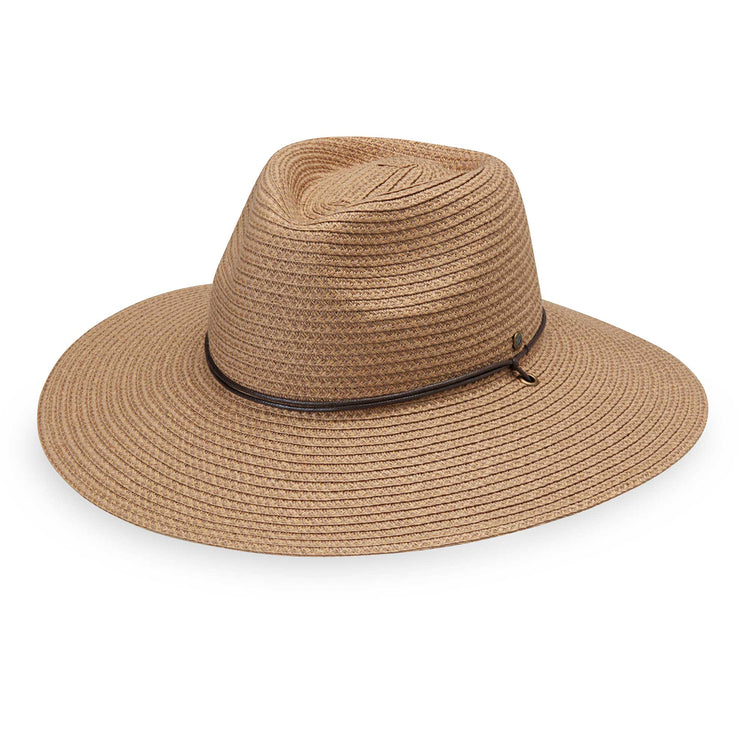 Ladies Petite Sanibel with a big wide brim and packable material for travel from Wallaroo, Camel