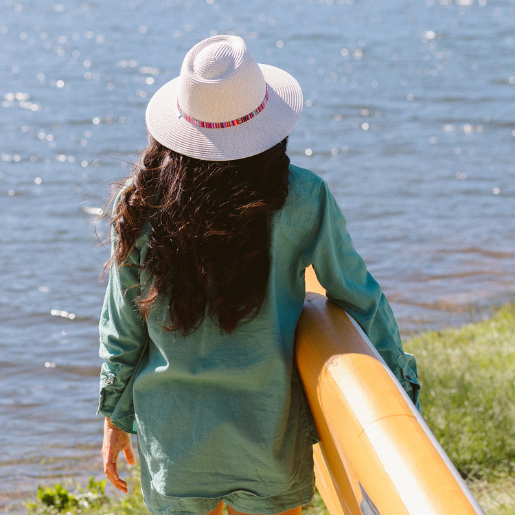 Wallaroo Women’s Sedona sun hat, a fashionable and travel-ready fedora with a wide brim, sun protection, and lightweight design for vacations and everyday wear, Natural, S/M (58cm)